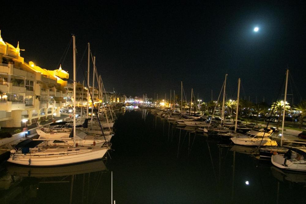 The Perfect Holiday Location 贝纳尔马德纳 外观 照片